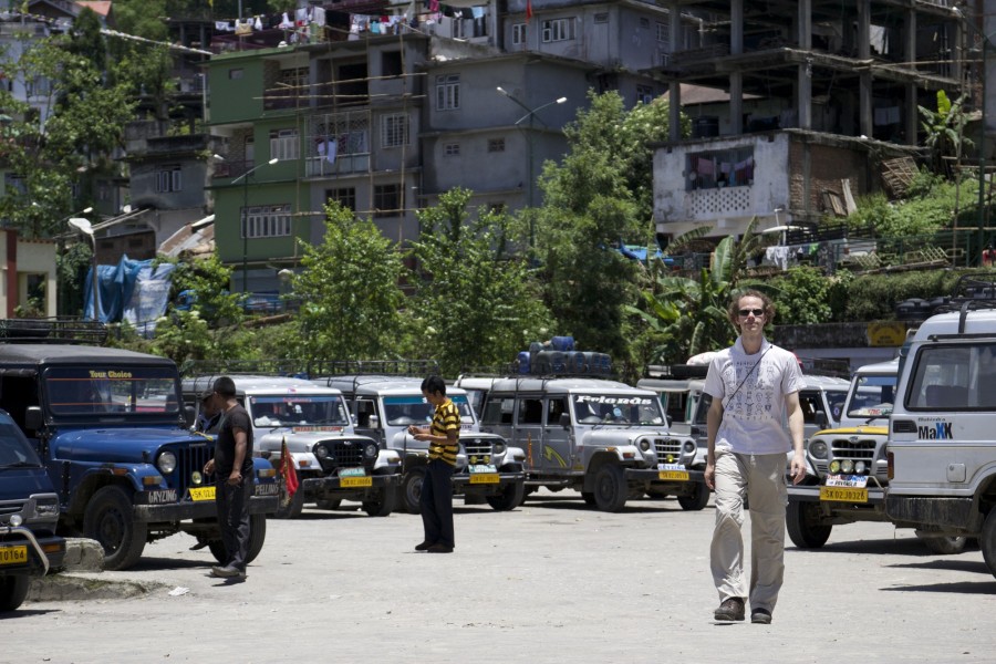 transports en Inde, jeep stand